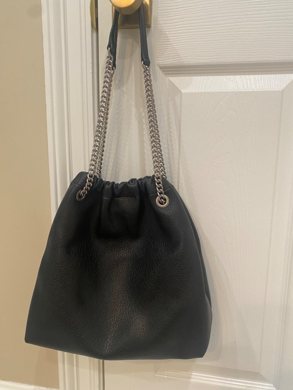 Banana Republic Factory - Black Vegan Leather Gathered Chain Bucket Bag - Picture 4 of 4